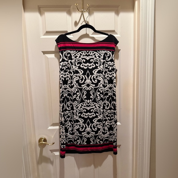 jessica-howard-dresses-dress-by-jessica-howard-sheath-black-and